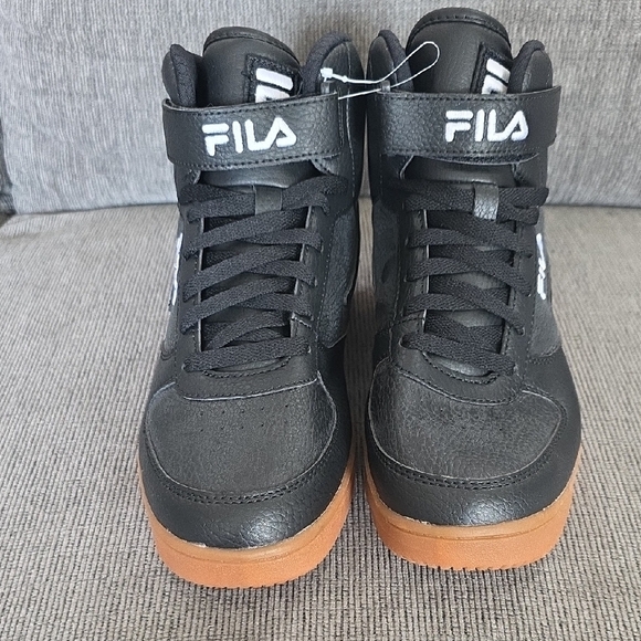 Fila Black Leather High-Tops with Gum Sole For Men, Size 8, NWOT main image 8